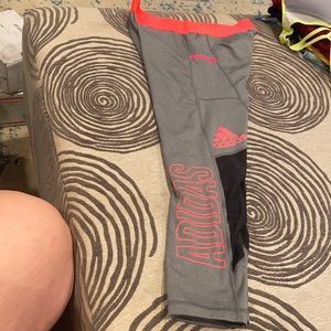 Adidas Leggings with side pocket